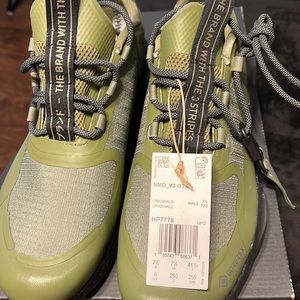 Adidas Gore-Tex Size 8